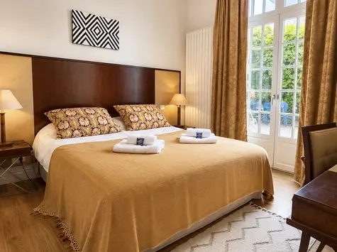 location au bord de la mer Cancale-5