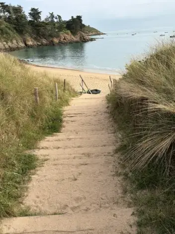 location au bord de la mer à Saint-Coulomb - image 4